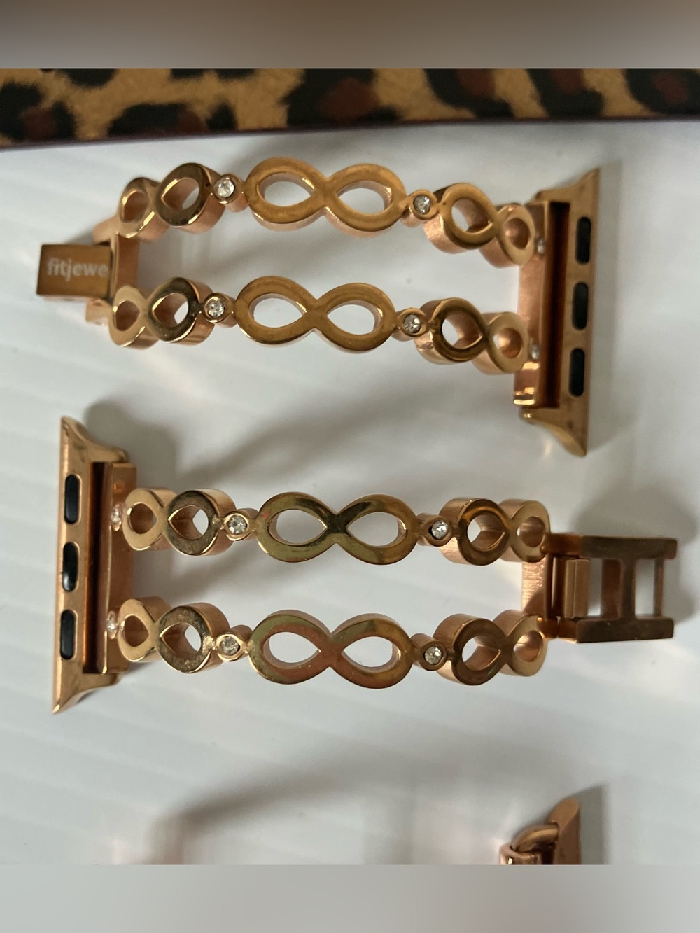 Apple Watch Band Bundle | 5-Piece Set | Leopard + Gold & Rose Gold Bands - Picture 4 of 7